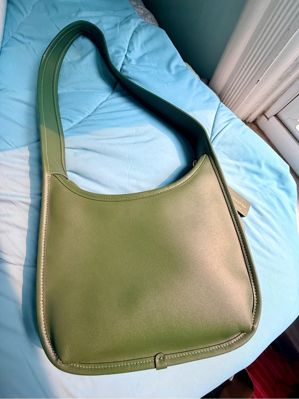Coach Curve Zip Bag in Hunter Green